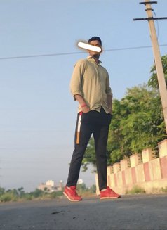 Arjun Thakur - Male adult performer in New Delhi Photo 1 of 3