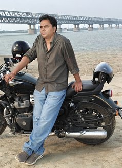 Arjun Therapist - Male escort in Candolim, Goa Photo 1 of 5
