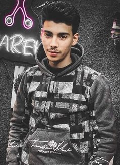 Arkan - Transsexual escort in Cairo Photo 5 of 6