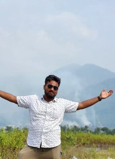 Arkansas - Acompañantes masculino in Kolkata Photo 1 of 3