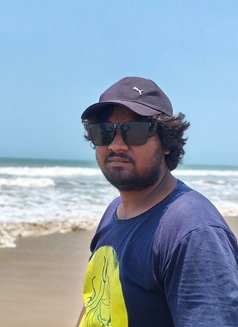 Arkansas - Acompañantes masculino in Kolkata Photo 3 of 3