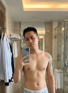 Arkha - Male escort in Bali Photo 5 of 5