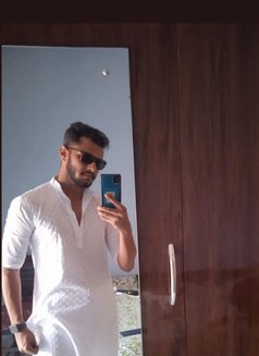 Arko - Male escort in Kolkata Photo 2 of 5