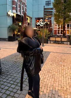 Arlana - escort in Barcelona Photo 2 of 23