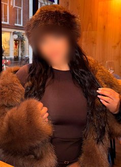 Arlana - escort in Barcelona Photo 4 of 23