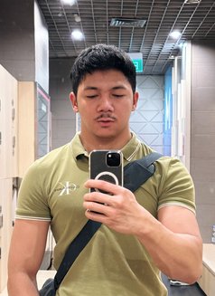 Arlando - Male escort in Medan Photo 9 of 17