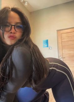 Arm Vietnamese in pattaya - escort in Pattaya Photo 1 of 25