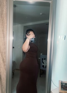 Arm Vietnamese queen in pattaya - escort in Pattaya Photo 24 of 25