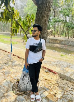 Arman Ali - Male escort in Kolkata Photo 1 of 4