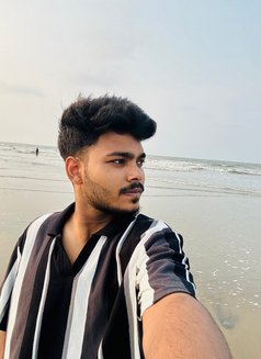 Arman Ali - Male escort in Kolkata Photo 2 of 4