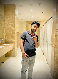 Arman Bangalore sex Message on WhatsApp. - Male escort in Bangalore Photo 1 of 1