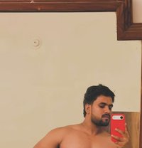 Arman - Acompañantes masculino in New Delhi