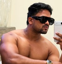 Arman - Acompañantes masculino in New Delhi