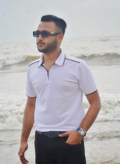 Arman Khanna - Acompañantes masculino in Ghaziabad Photo 3 of 3