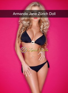 Armanda - escort in Zürich Photo 2 of 4