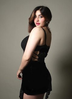 Arna Gorgeous Companion - escort in Ajmān Photo 1 of 3