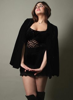 Arna Gorgeous Companion - escort in Ajmān Photo 2 of 3