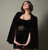 Arna Gorgeous Companion - escort in Ajmān