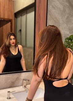 Arna Indian Model - escort in Dubai Photo 4 of 7