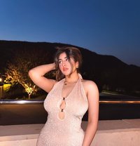 Arna Indian Model - escort in Dubai Photo 1 of 4