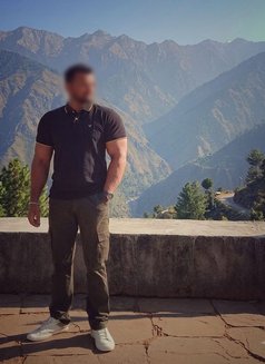 Arnabh - Male escort in New Delhi Photo 3 of 4