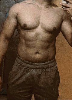 Arnabh - Male escort in New Delhi Photo 8 of 8