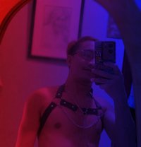Arnash - Male escort in Manila