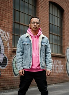 Arnash - Male escort in Manila Photo 10 of 16