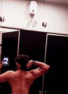 Arnav - Male escort in Mumbai Photo 4 of 4