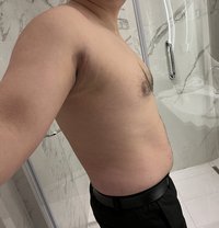 Arni - Male escort in Tokyo