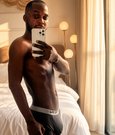 Arnold - Male escort in Dubai Photo 1 of 3