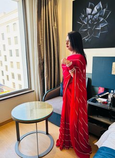 Arohi Arora - Acompañantes transexual in Rajkot Photo 17 of 24