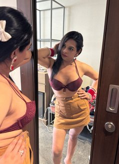 Arohi Arora - Acompañantes transexual in Rajkot Photo 19 of 24