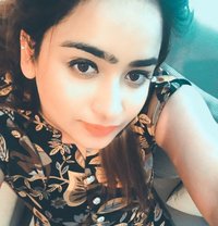 Arohi Bhardwaj - escort agency in Lucknow Photo 3 of 5