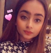 Arohi Bhardwaj - Agencia de putas in Lucknow Photo 5 of 5