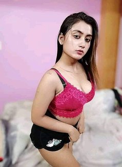 Arohi Call Girl Service - puta in Ahmedabad Photo 2 of 3