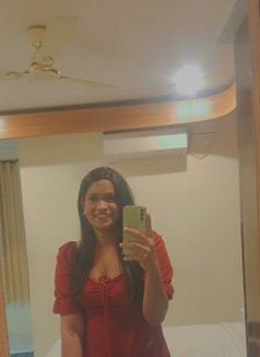 Arohi Crossdresser Blr - Transsexual escort in Bangalore Photo 1 of 6