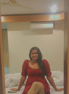 Arohi Crossdresser Blr - Transsexual escort in Bangalore Photo 2 of 6