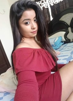 Arohi - escort in Bangalore Photo 7 of 7