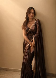 Arohi - Transsexual escort in Kolkata Photo 3 of 6