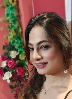 Arohi - Transsexual escort in Kolkata Photo 6 of 6