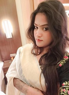 Arohi Roy - escort in Kolkata Photo 2 of 2