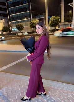 Arohi Sharma 21 Years Old Indian Student - escort in Dubai Photo 2 of 25