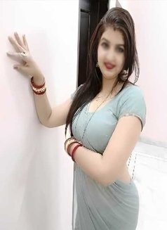 Arohi Singh Escort Service - puta in Candolim, Goa Photo 5 of 5