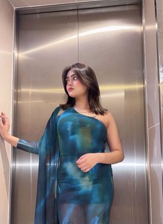 Aroj - escort in Dubai Photo 8 of 11