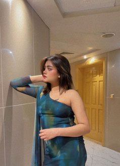 Aroj - escort in Dubai Photo 9 of 11