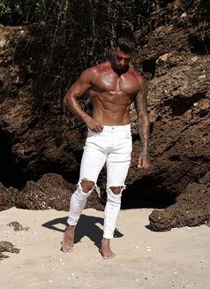 ARON from Italy 🇮🇹 - Male escort in Bangkok Photo 5 of 18