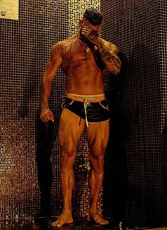 ARON from Italy 🇮🇹 - Male escort in Bangkok Photo 10 of 18