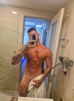 ARON from Italy 🇮🇹 - Male escort in Bangkok Photo 16 of 18
