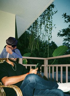 Aronn - Male escort in Bangalore Photo 4 of 8